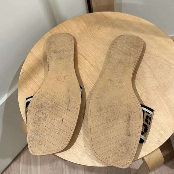 ZARA ANIMAL PRINT FLAT SANDALS - Picture 12 of 13